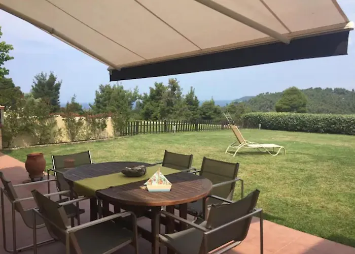 Hill By Luxlikehome Villa