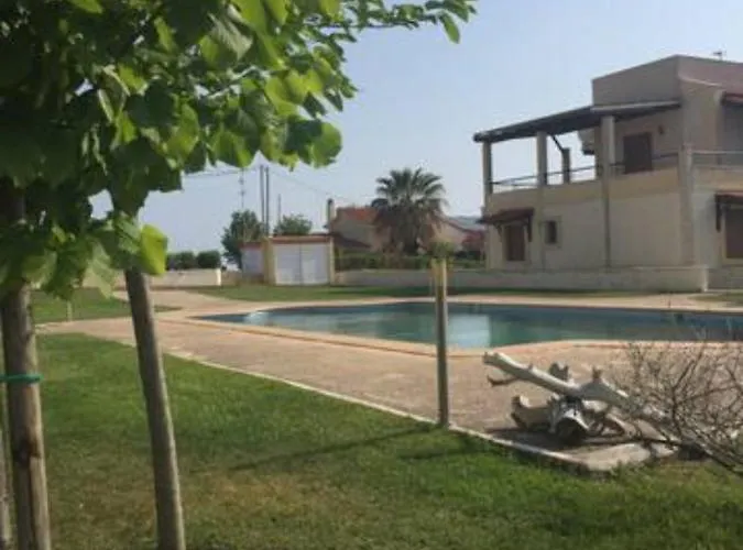 Hill By Luxlikehome Elani