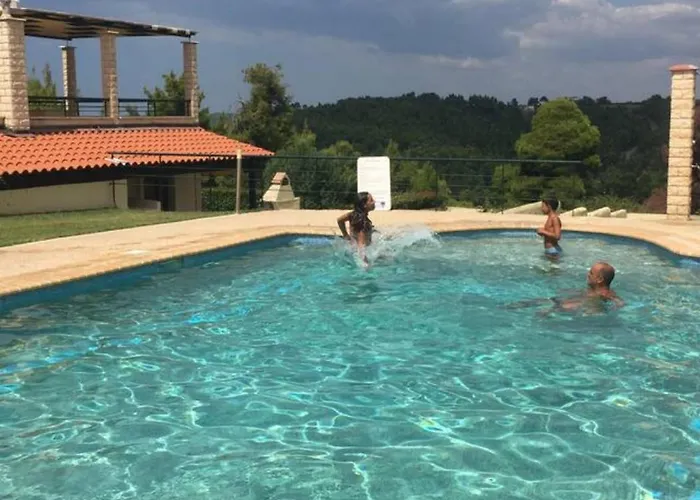 Hill By Luxlikehome * Elani