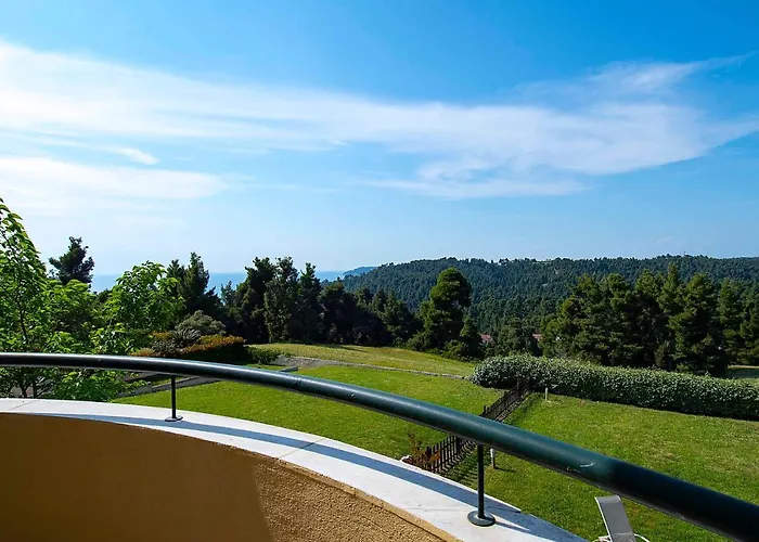 Hill By Luxlikehome Villa Elani